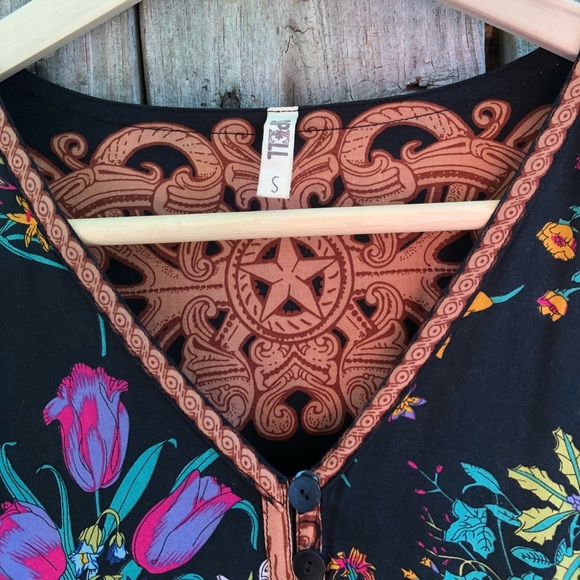 NEW Spell and the Gypsy Gypsy Queen Playsuit - Picture 7 of 15